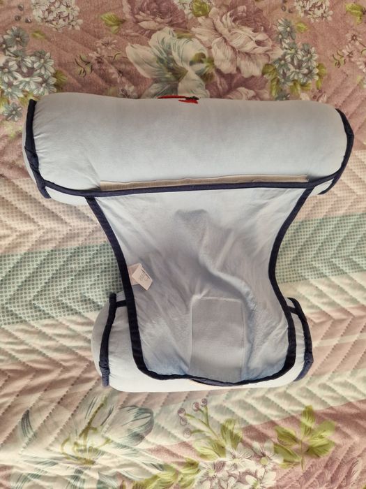 Бебешка възглавница против обръщне