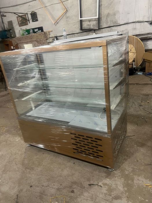 Витрина кондитерская