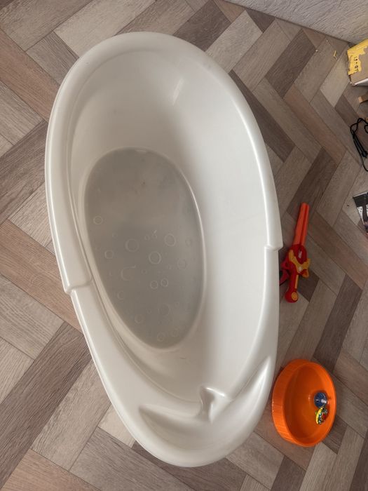 Ванночка для новорожденного