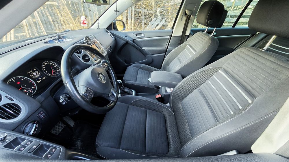 Volkswagen  Tiguan  4Motion