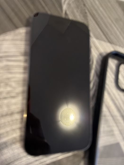 Продавам IPhone 14 pro