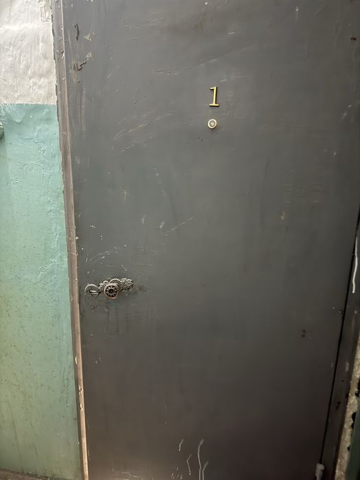 Продам комнату в обшижитии