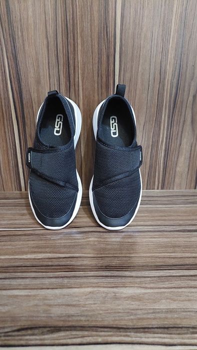 Обувь на мальчика ( 31 размер)