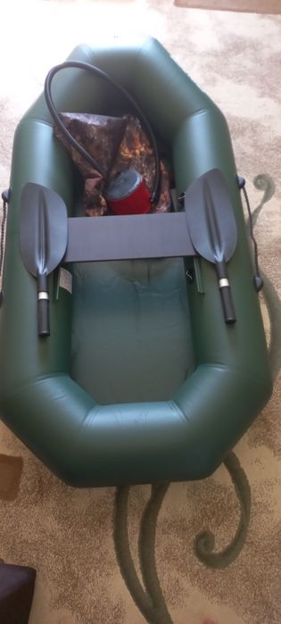 Продаются лодка новая пвх. МуссонМуссонДлина 2м40см производства Росси