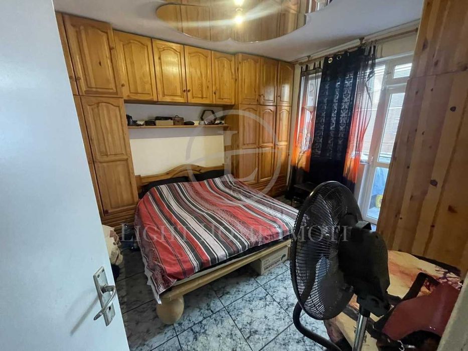 Продава се Тристаен апартамент в Пловдив, Кючук Париж - 120 кв.м за 1209 €/кв.м - Снимка #13