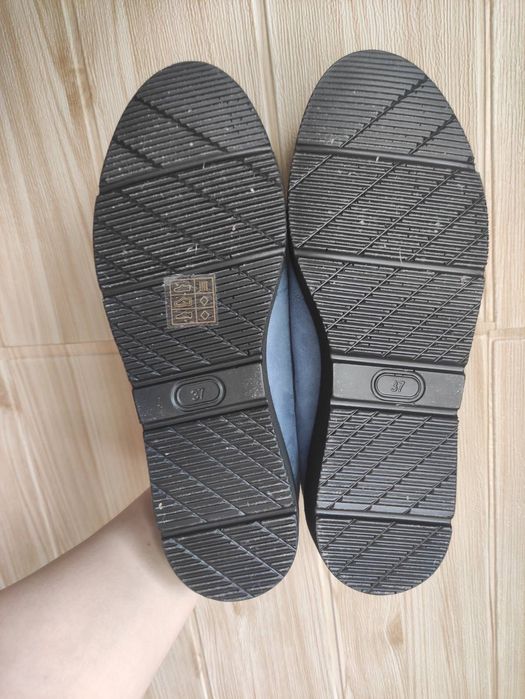 Чисто нови !  номер 37