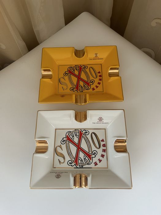 Луксозен пепелник за пури OpusX Society – Керамика с позлата