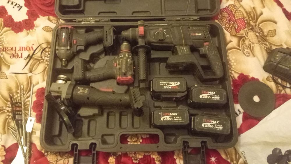 Nabor drel perfarator