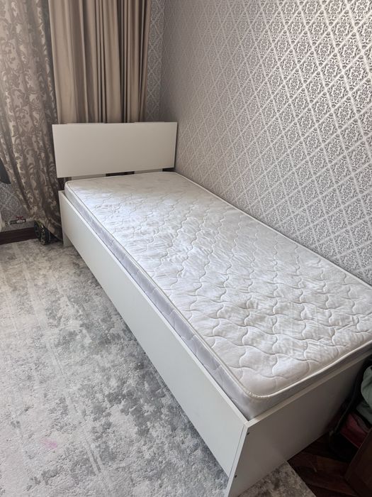 Односпальная кровать