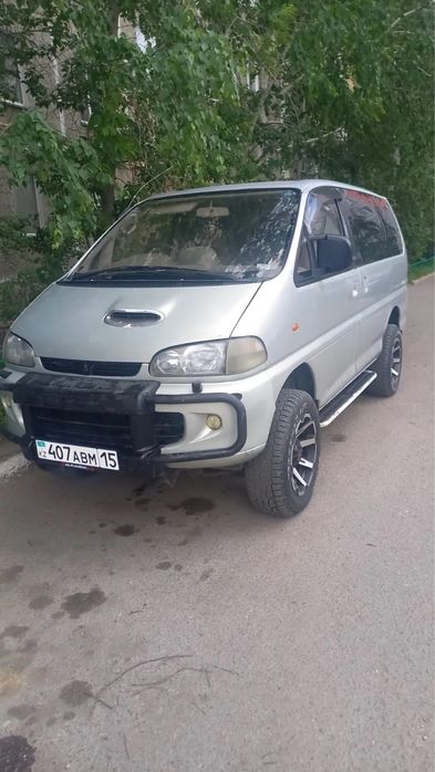 Продам Mitsubishi Delica