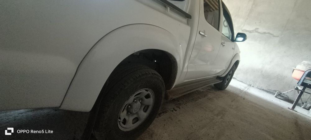 Продам срочно пикап 2014