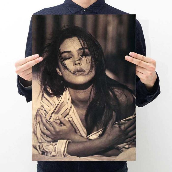 Плакати Кръстникът, Криминале, Леон, Анджелина, Моника Белучи, Лана