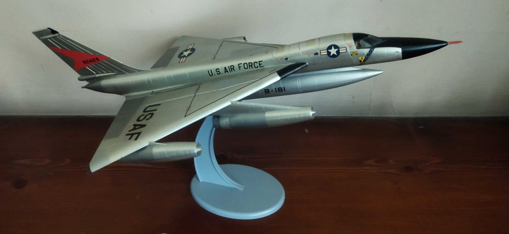подарочная модель самолета Пе-2 в масштабе 1/72 Звезда Italeri