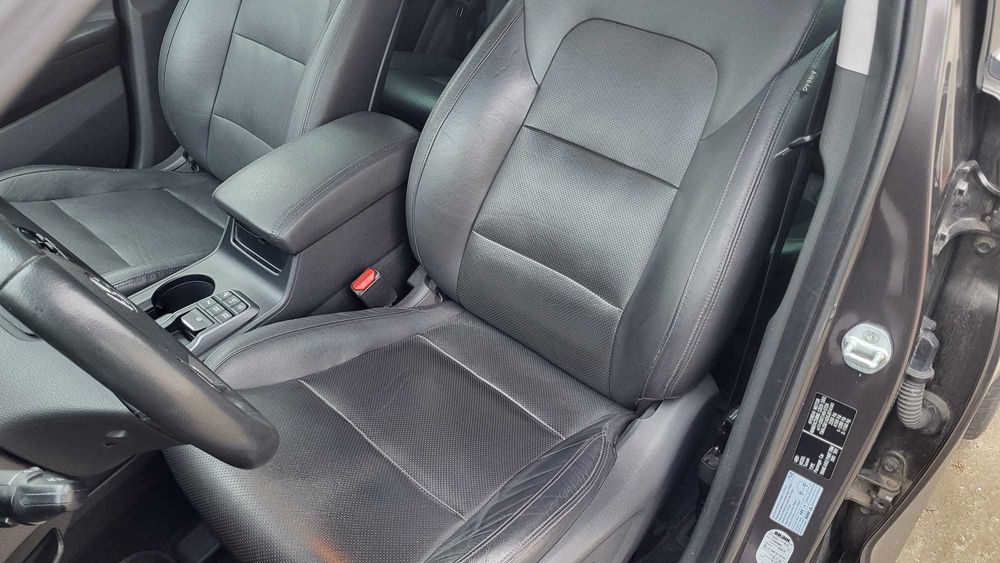 Hyundai Tucson 2.0 crdi,184 cp,4x4,cutie automata, Luxury Pack