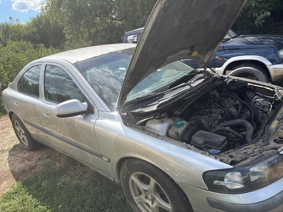 Vând volvo s60 2.4 d5 cutie manuala