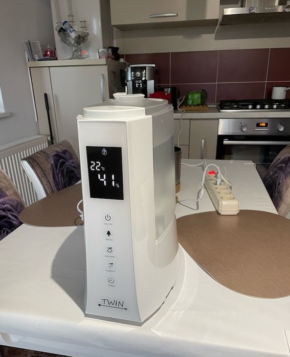 Umidificator Twin cu ionizare si telecomanda