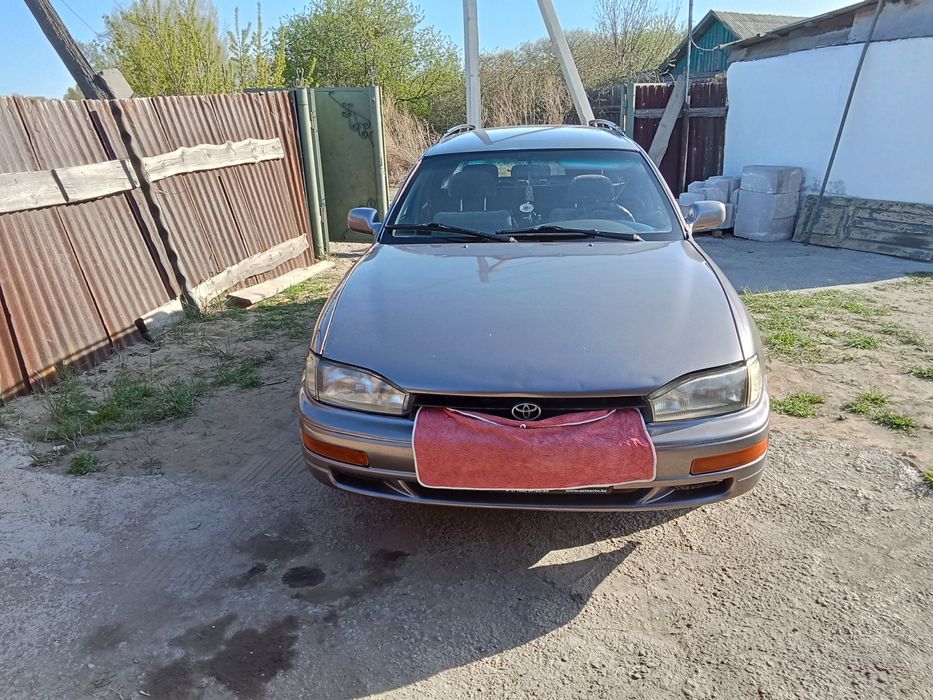 Продам Тойота камри 10