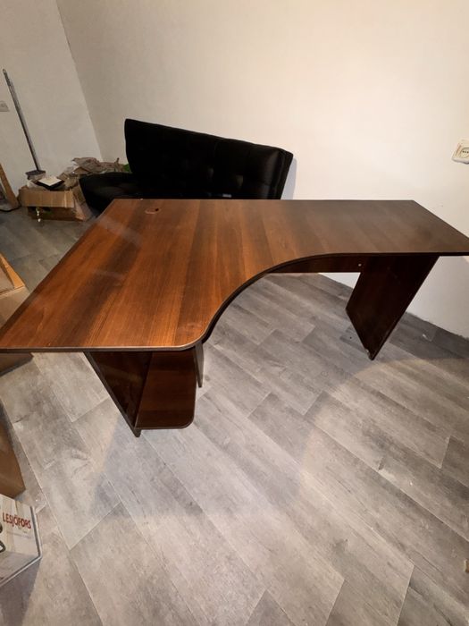 Продам компьютерный стол