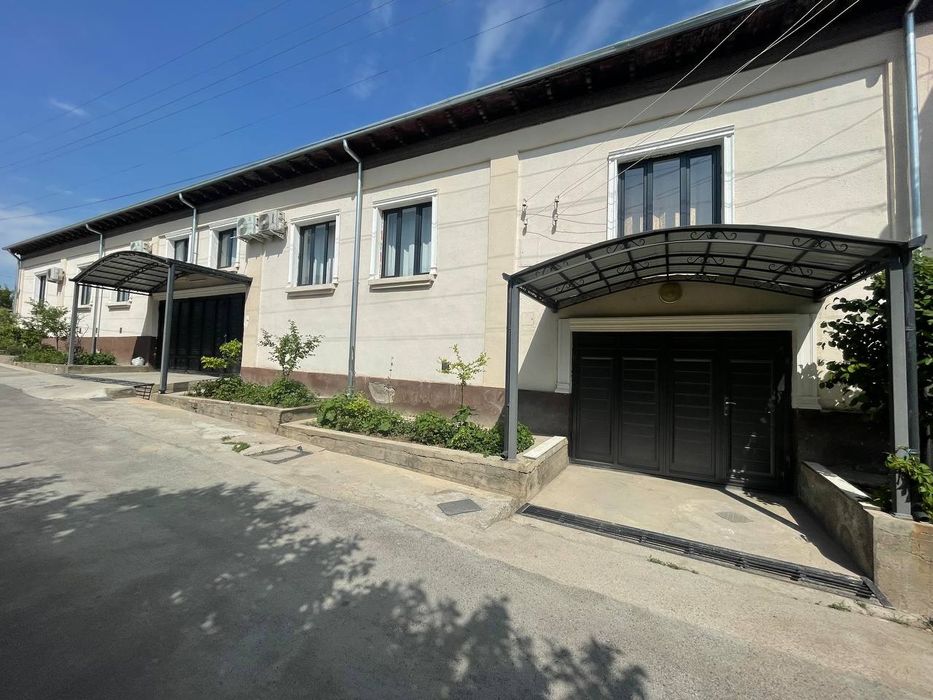 Uy uchastka sotiladi srochna