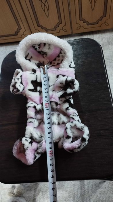 Продам одежду для кошек и собак