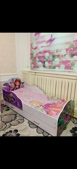 Кровать для девочек София отличном состоянии