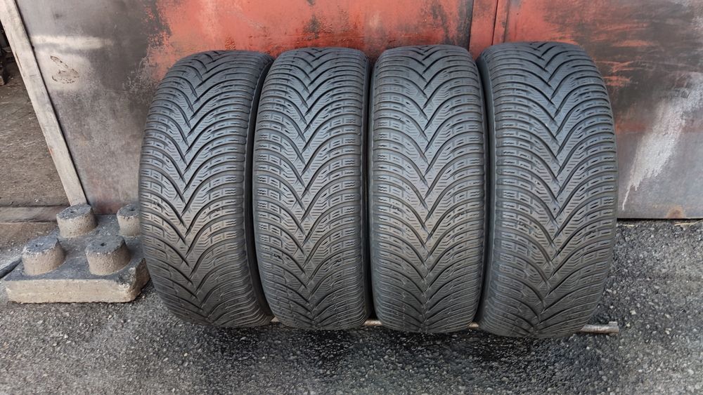 4бр. зимни гуми 205/55/16 Kleber Krisalh HP3 , 99€ за 4броя
dot22