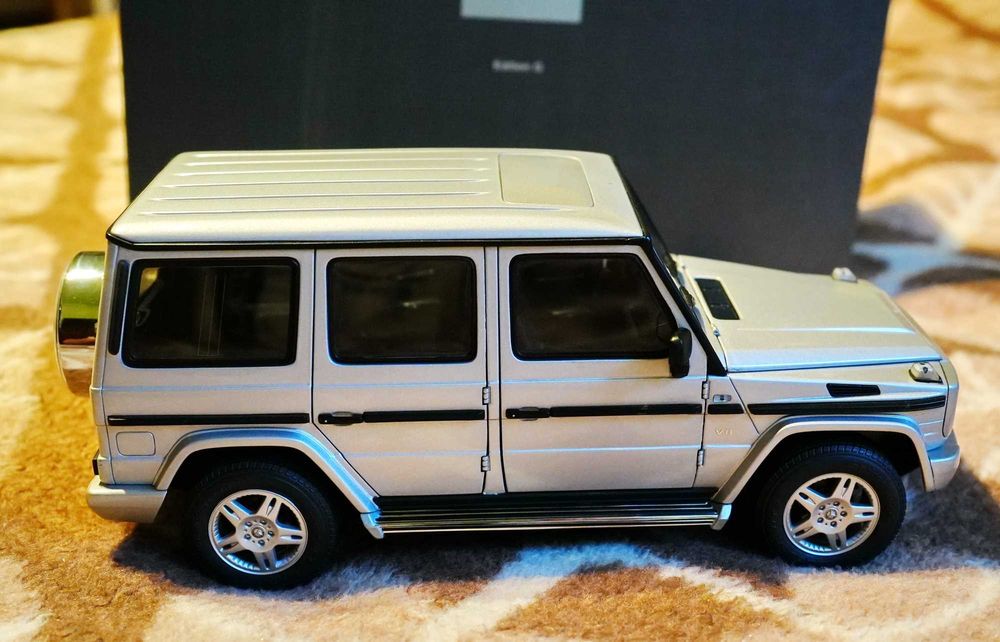 Mercedes-Benz G-Class Autoart 1/18