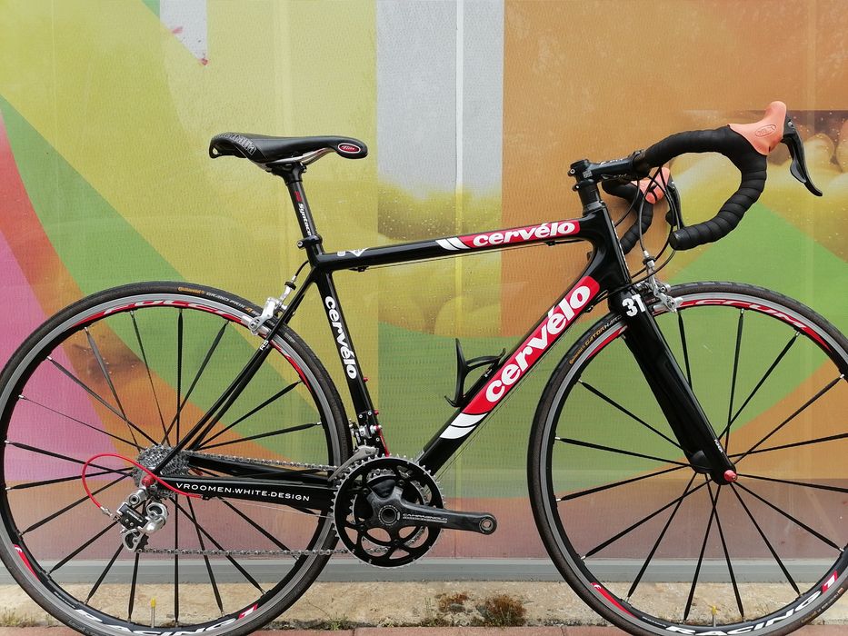 Карбонов Шосеен Велосипед Cervelo*7.3кг*Campagnolo Chorus*Като Нов