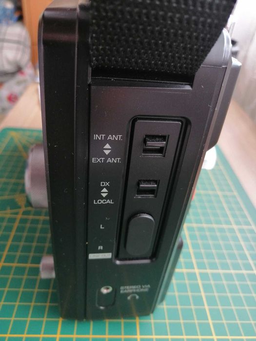 Vand radio TECSUN model S-8800 AM/LW/SW/FM