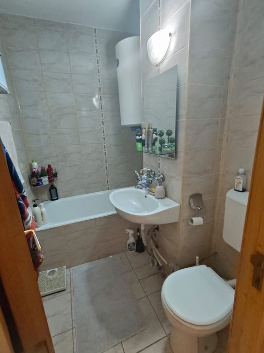 Ultracentral 3 camere