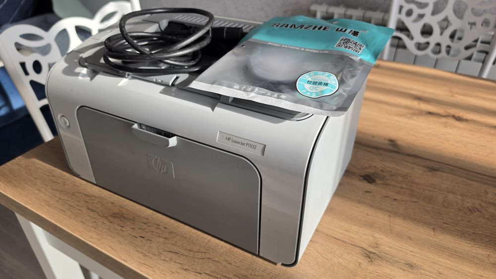 Принтер HP LaserJet P1102 / Обслужен / Заправленный картридж