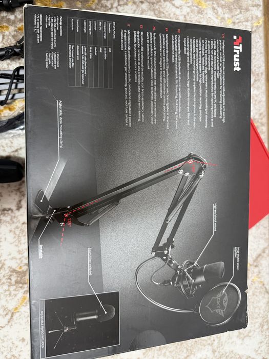 Microfon Trust Emita Plus - folosit putin