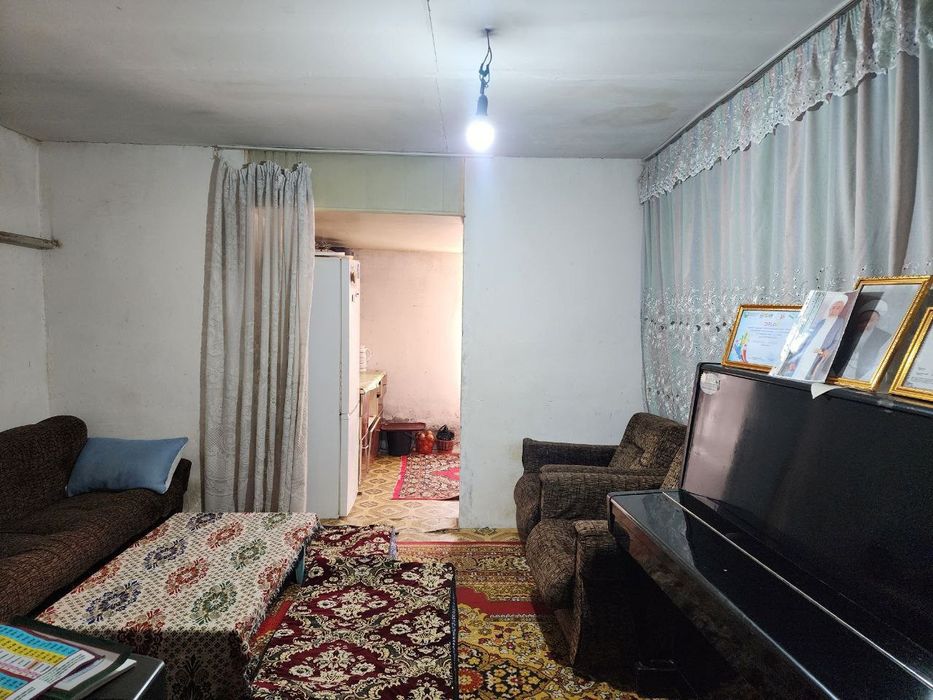 СРОЧНО Продается дом в ПОЛИТОТДЕЛЕ(новый Ташкент)