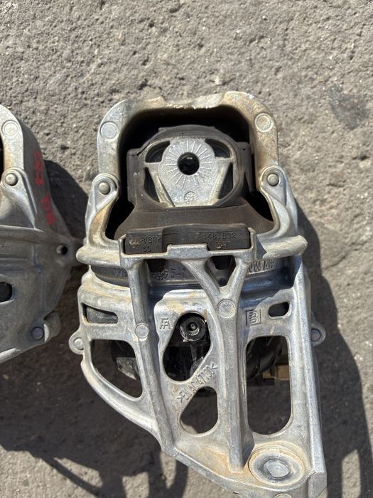 Suport suporti motor audi q7 4m cod4M0199372FE COD 4M0199371FE