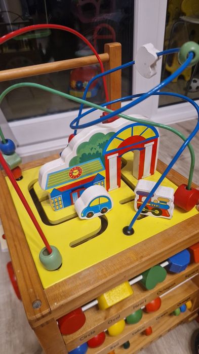 Antemergator lemn/Centru joaca montessori