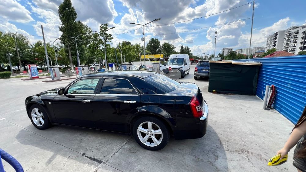 Craysler c300din 2007 propitar de 5 ani