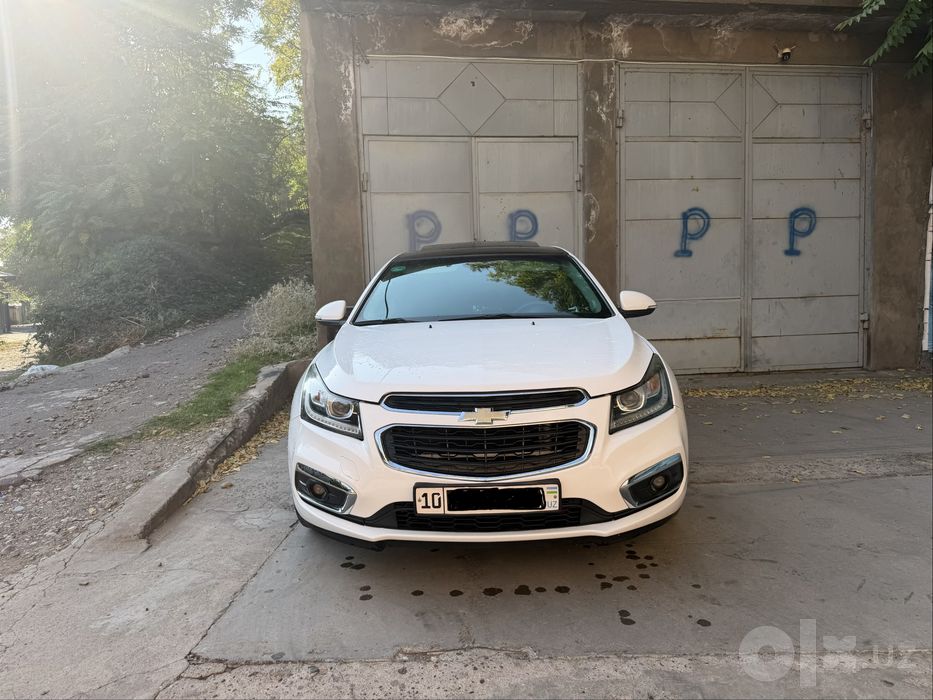 Chevrolet cruze.
