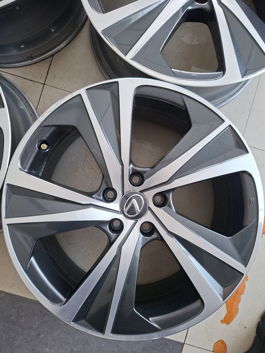 Продам диски. Р19 оригенал.