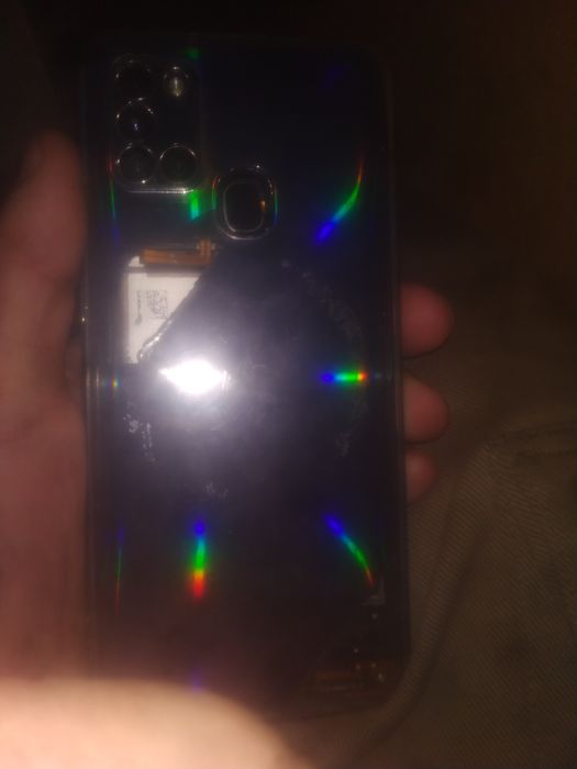 Samsung  21s sotiladi