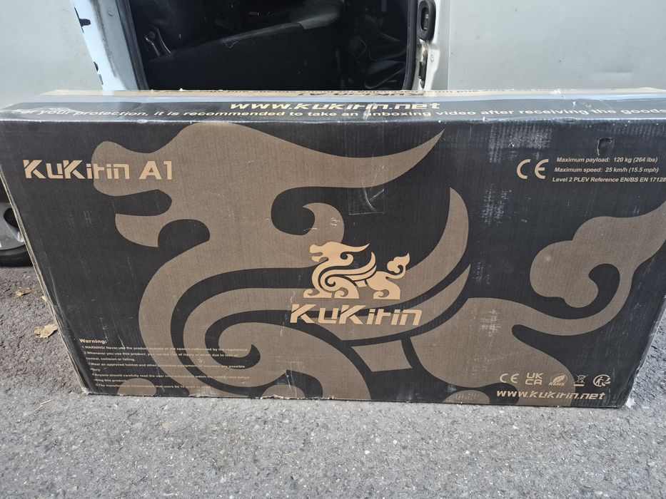 Vând trotineta electrică Kukirin A1 A1