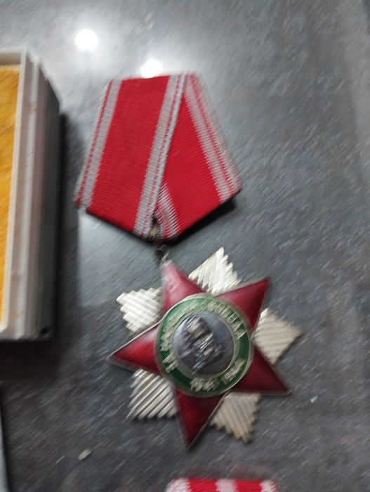 Старинни медали и значки