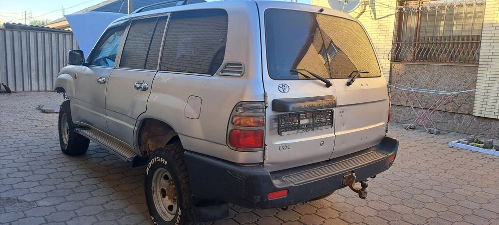 Toyota LandCruiser  105 k2