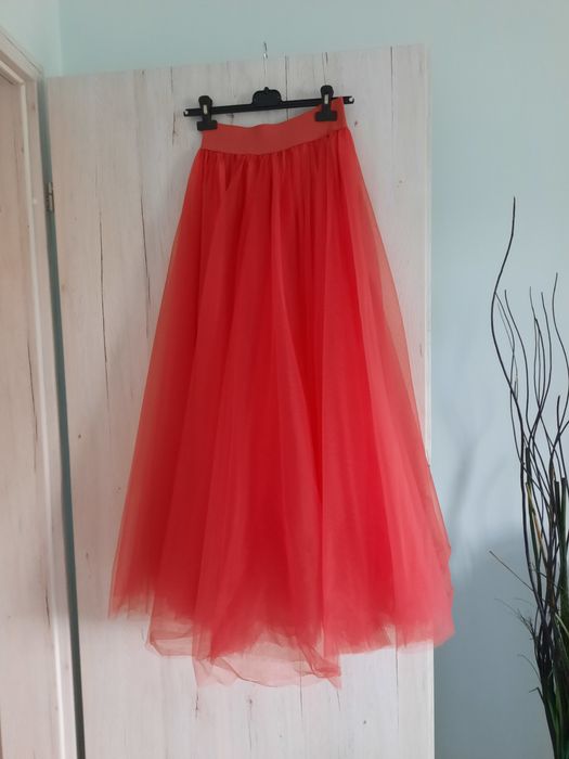 Fustă  tule  culoarea corai