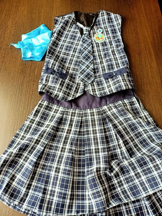 Отдам пакет вещей