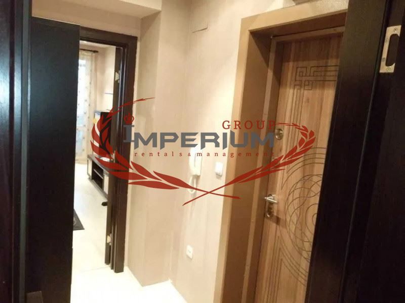 Дава се под наем Двустаен апартамент в Варна, Колхозен пазар - 55 кв.м за 348.84 € - Снимка #4