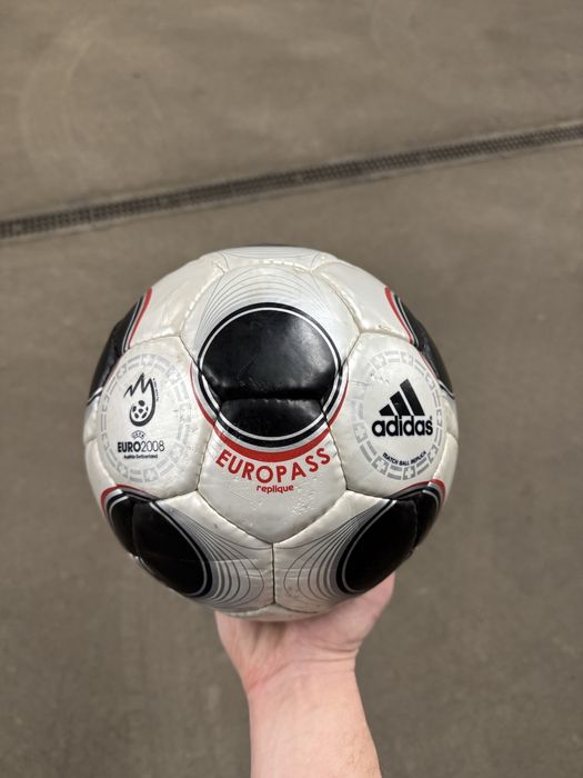 Оригинална топка Адидас евро 2008