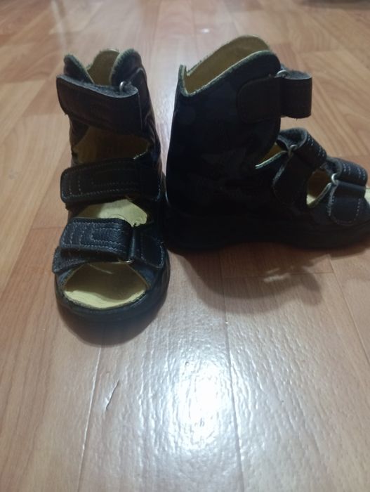 Детская обувь ..