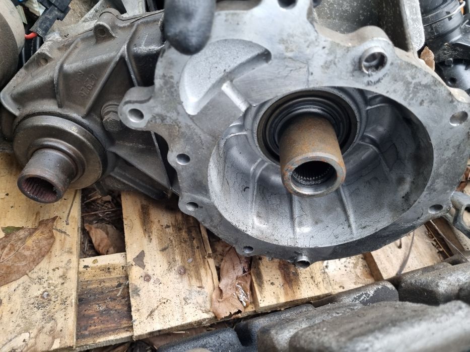 Раздатка зя Бмв Х5 Е53 3.0 д 184 коня автомат 2003г