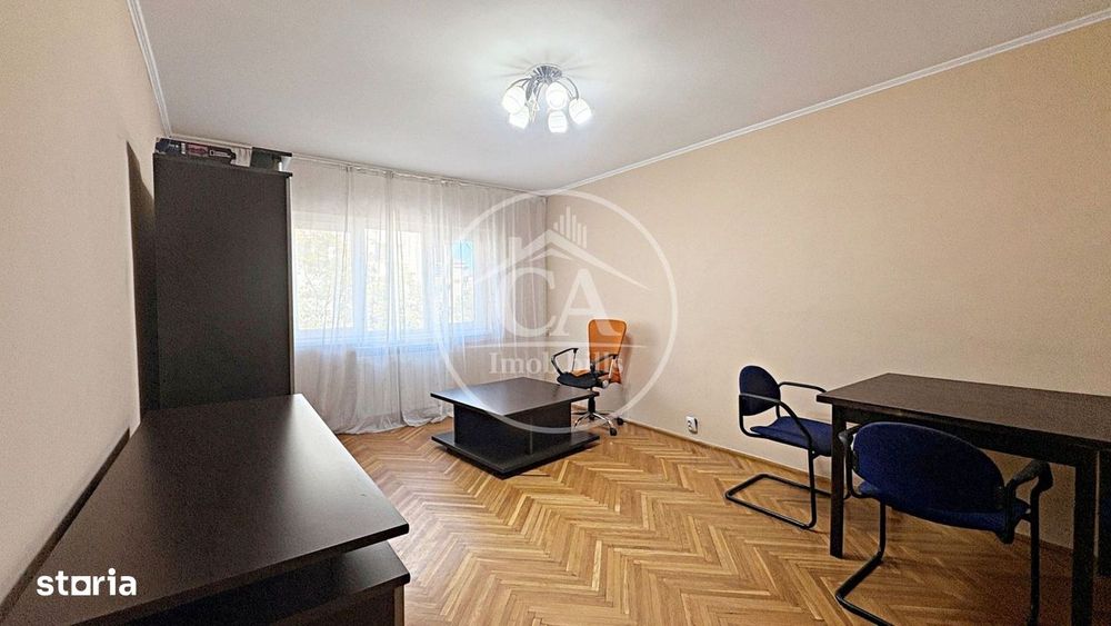 Apartament cu 3 camere de închiriat în zona Rogerius, Oradea