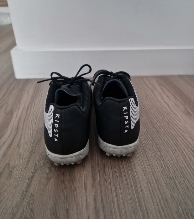 Adidasi de fotbal Kipsta